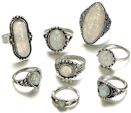 Un set de inele din metal argintiu Punk Opal