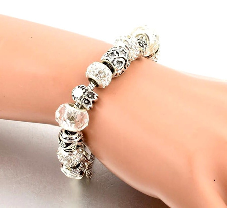 Bratara modulara din argint cu brelocuri de zircon