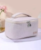 Organizator elegant patrat pentru geanta cosmetica din piele ecologica