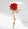 Brosa trandafir cu zirconi, ac elegant, ac romantic