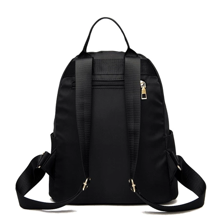 Rucsac elegant de dama negru cu accesorii matlasate aurii