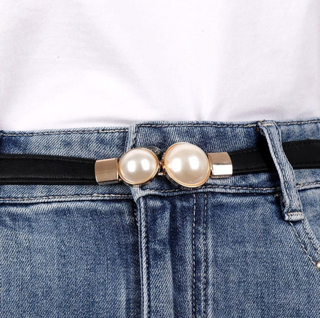 Curea îngustă de damă cu perle pentru o rochie