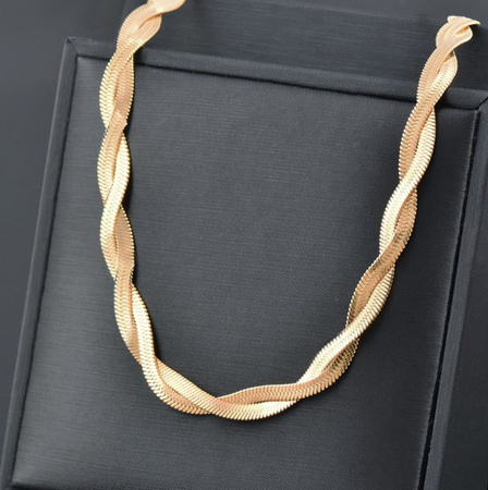 Colier elegant cu șarpe din oțel chirurgical auriu