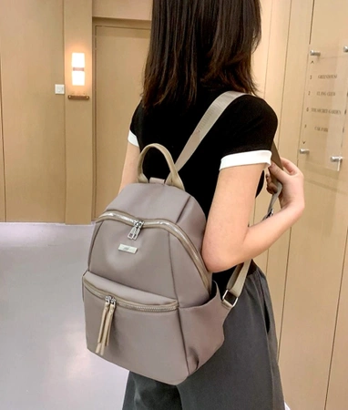 Rucsac de dama gri, rucsac urban, elegant, incapator