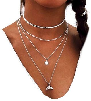 Colier de șocher din dantelă cu triunghi celebritate