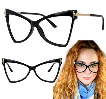 Ochelari eleganti cu ochi de pisica neagra