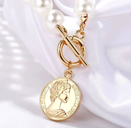 Colier de damă cu lanț de aur cu perle