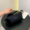 Organizator elegant pentru geanta cosmetica din piele ecologica, neagra