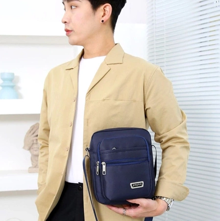 Geantă bărbătească impermeabilă, mică