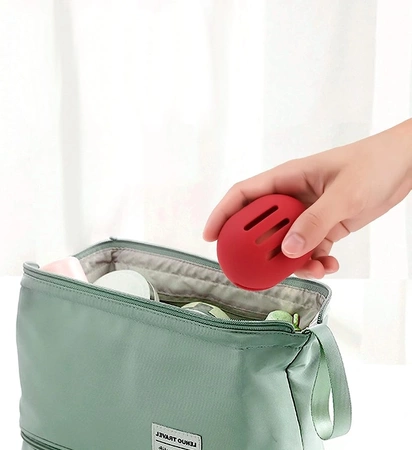 Burete gri in lacrimi pentru blender de machiaj + carcasa rosu