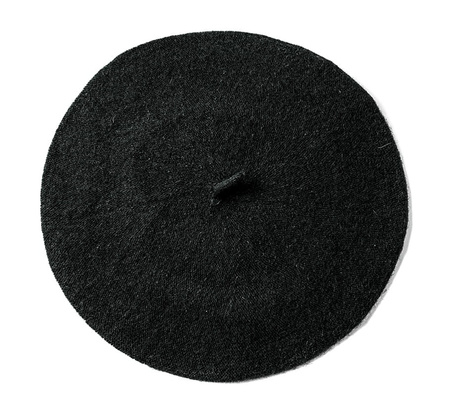 Șapcă de damă cu beretă neagră cu antenă