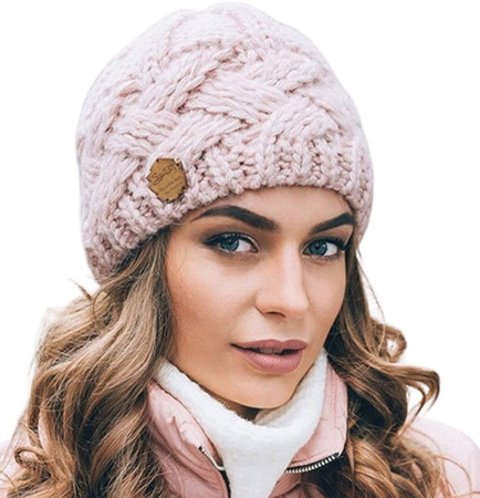 Pălărie de iarnă, izolată, împletită