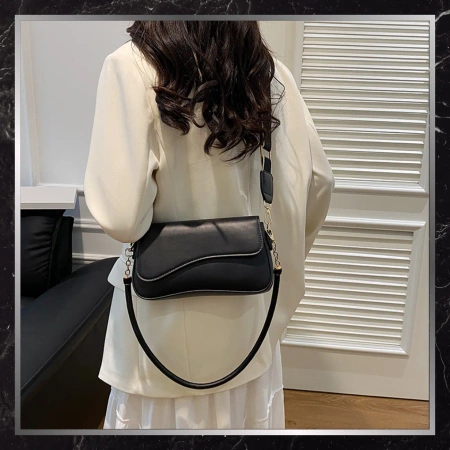 BAD&BAGS geanta de dama piele neagra mica eleganta