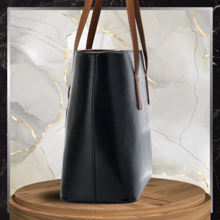 Geantă de mână BAD&BAGS din piele clasică neagră cu inserție maro shopper