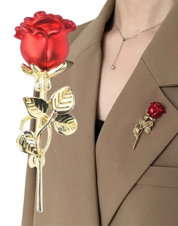 Brosa de trandafiri, ac romantic, ace de trandafir elegant