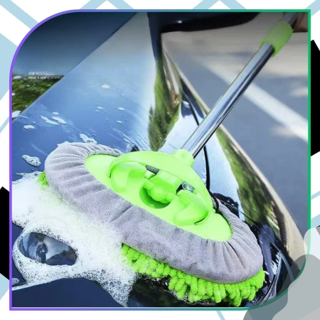 Perie pentru spălarea mașinii cu mâner telescopic și cap rotativ.