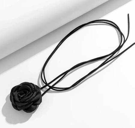 Colier choker dama cu floare innodata, floare neagra