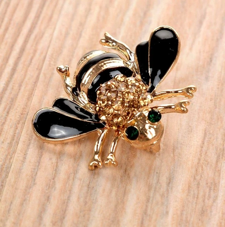 Broșă de albină din aur cu zirconi