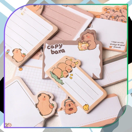 Set de 4 dosare de cartonașe colorate de tip capibara