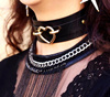 Colier choker din aur negru cu curea din piele