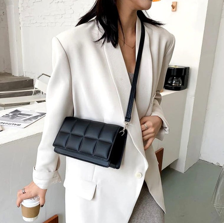 Geantă de umăr matlasată în carouri elegantă de damă