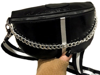 Geantă mare din piele cu lanț