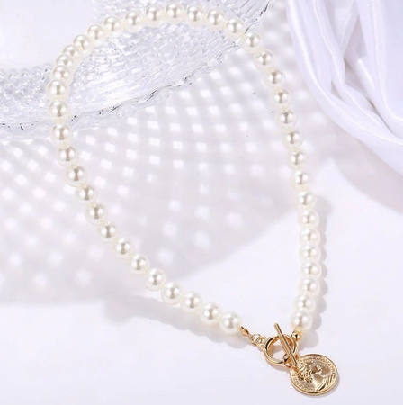 Colier de damă cu lanț de aur cu perle