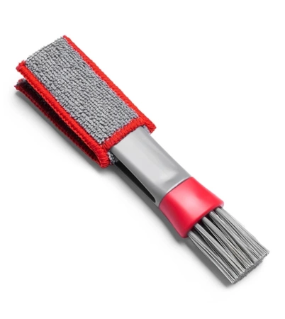 Perie de detaliere pentru curățarea crăpăturilor de praf ale mașinii tale