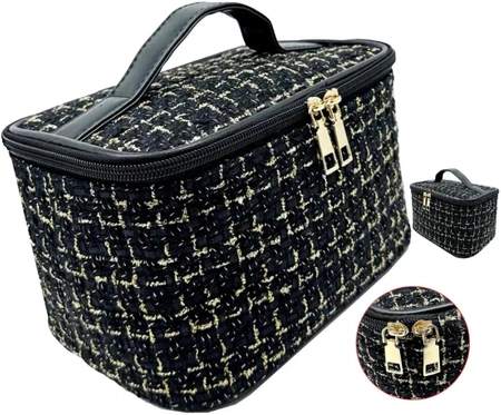 Geanta cosmetica eleganta in carouri