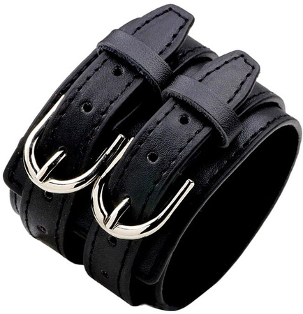 Bratara din piele neagra cu catarama