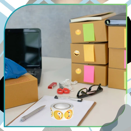 Autocolante Emoji colorate pe rolă 500 bucăți DIY pentru copii