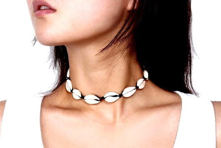 SHELLS SEA SHELL CHOKER colier