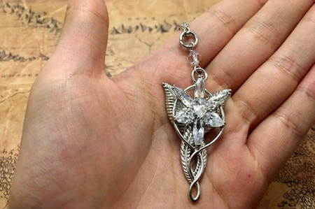 Glamorous STAR OF ARWEN Colier