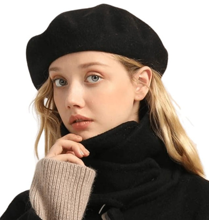 Șapcă de damă cu beretă neagră cu antenă